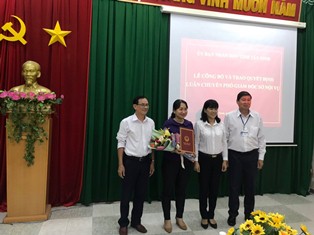 Phó Giám đốc Sở Nội vụ, bà Nguyễn Thị Thanh Nhàn được luân chuyển đến công tác tại Huyện uỷ Gò Dầu